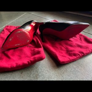 Christian Louboutin 37